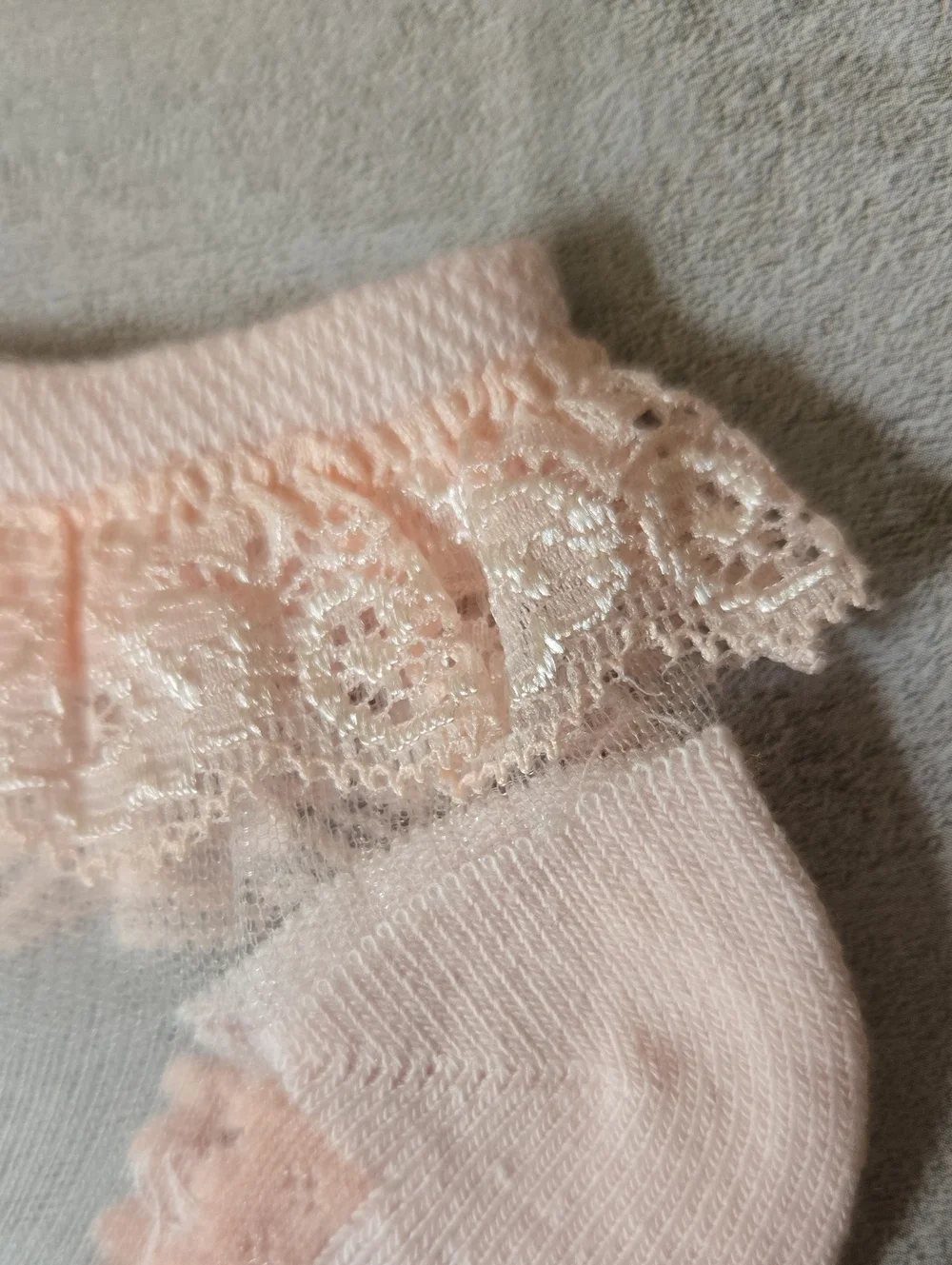 None 》size 12